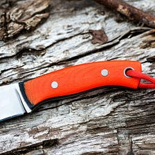 Stop Believing You Only Need A Single Knife For Outdoor Survival