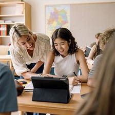 Connecting with Teachers: Econ Ed Team Takes Lesson Plan to a Bigger Classroom