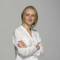 Carla Holz