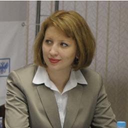 Елена Усова