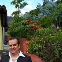 Jorge De Oliveira G