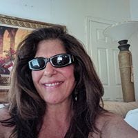 Andrea Klinghoffer Weiner
