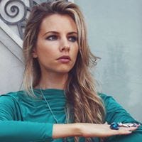 Steph Burton