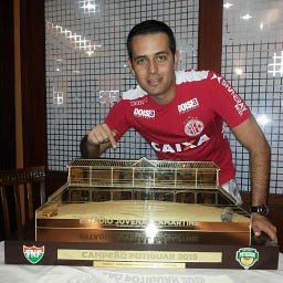 Everton Gustavo