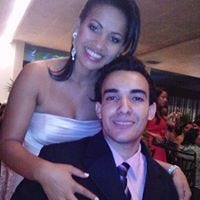 Luciana E. Leonardo