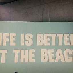 로라