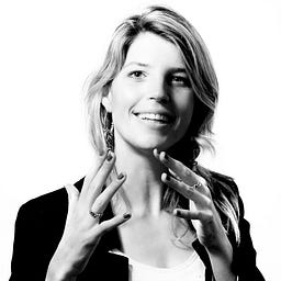 Suzanne van Straaten