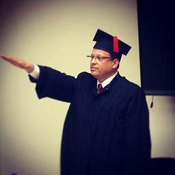 Dr. Eladio Romero