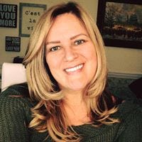 Holly Robertson