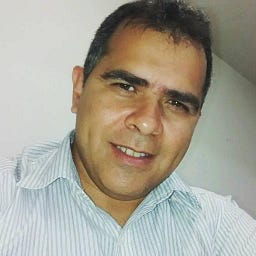 Adriano Medeiros