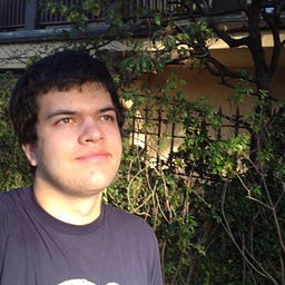 Julio Escarce