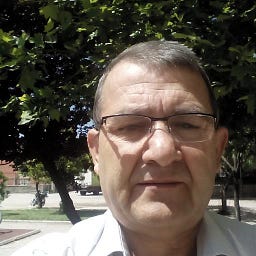 YEMLİHA AKGÜN