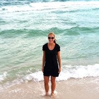 Liz Dickinson