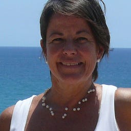 AnaIsabel Valarino