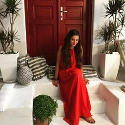 Senem Guzel