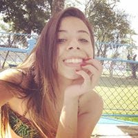 Julia Custódio