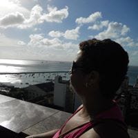 Isa Correia