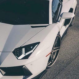 ٨١٢