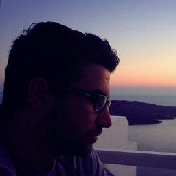Ntinos Mavrakis