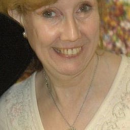 Paula Hawkins