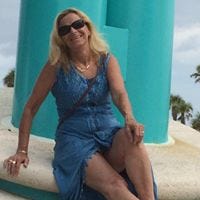 Loraine Vanderkop