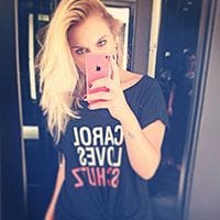 Carol Tavares