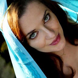 Ariane MafraNogueira