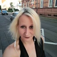Julia Dörr
