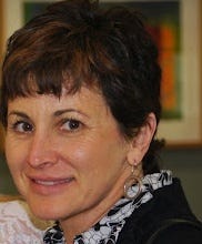 Suzan Canli