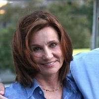 Mary Marvelli