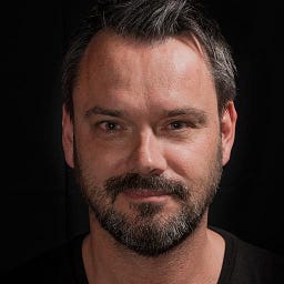 Raymond van Schaik