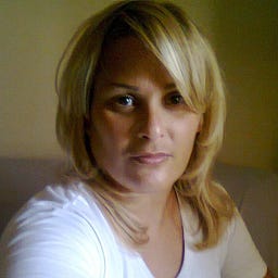 Valeria B. Flores