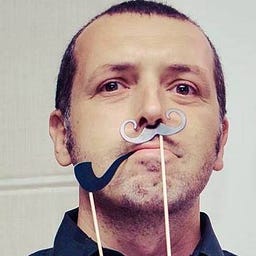 Denis Ć