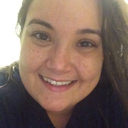 Toni Lokelani Caravalho