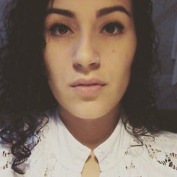 Emmanuela Melo