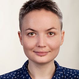 Mary Komar