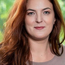 Dana Dumitrescu
