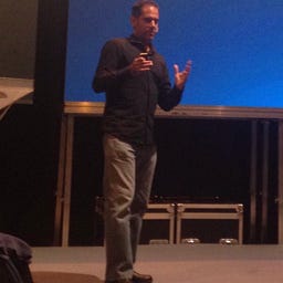 Carlos Abril
