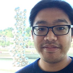 Francis Escuadro