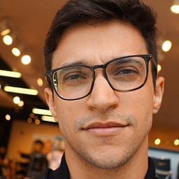 Yuri Carvalho