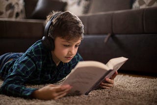 Reading vs. Listening: The Best Way to Learn, According to Neuroscience