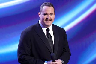 This Comedian Just Set a World Record for Ticket Sales