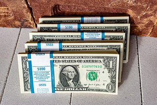 How I Make $100+ a Day Writing Online