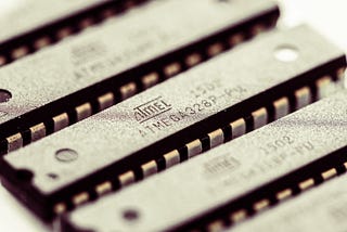 AVR basics: reading and writing GPIO pins