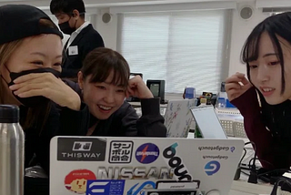 One Hour of Learning, Three Hours of Creating: 9 Programming Beginners Take on Their First…