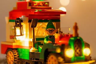 The One Thing That LEGO Never Figured Out: Light Kits