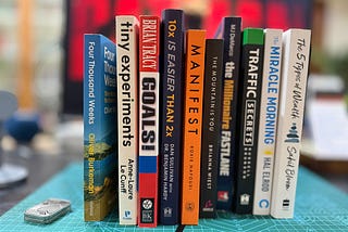 I Read 76 Books in 2025, These 10 Dramatically Improved My Life