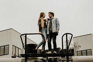 6 Subtle Signs That Someone Is Secretly Against You