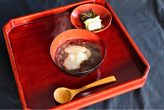 No Blades, Just Hammers: Making Kagami-Mochi for Good Fortune in Japan