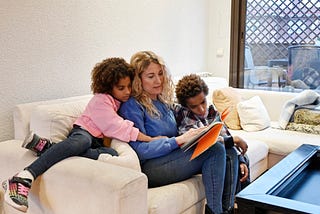The 'Reading Crisis' Has Nothing to Do With 'Screen Time'